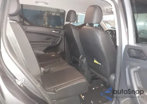 2018 Volkswagen Tiguan 2.0T Se/2.0T Sel из США, поврежденный, VIN 3VV3B7AXXJM088406